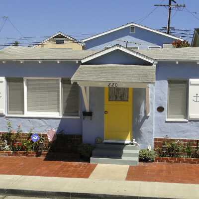 220 Agate Avenue