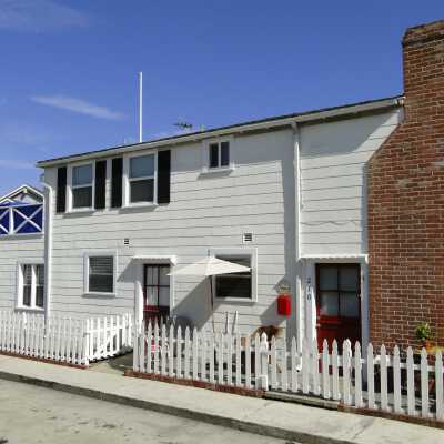 210 Topaz Avenue
