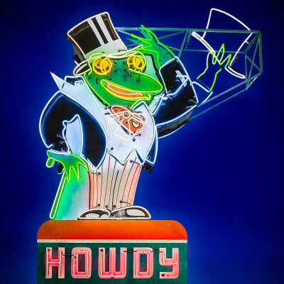 Howdy Folks Frog