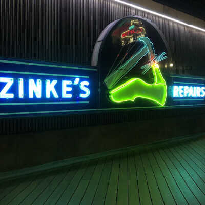 Zinke's Shoe Repair (storefront)