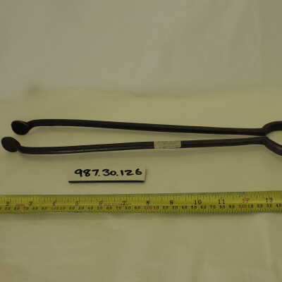 Tongs