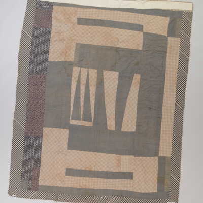 Pineapple Log Cabin Quilt Back (with sleeve)