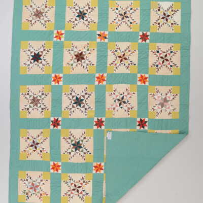 Feathered Star Quilt