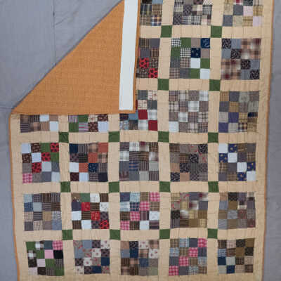 Sixteen Squares Quilt Back (with sleeve)