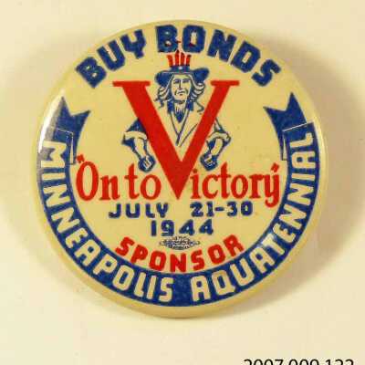 "On to Victory" Button Pin