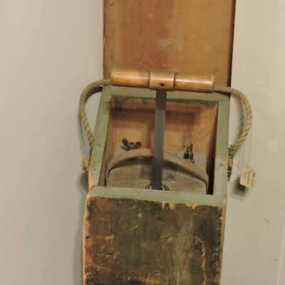 Blasting machine (detonator)