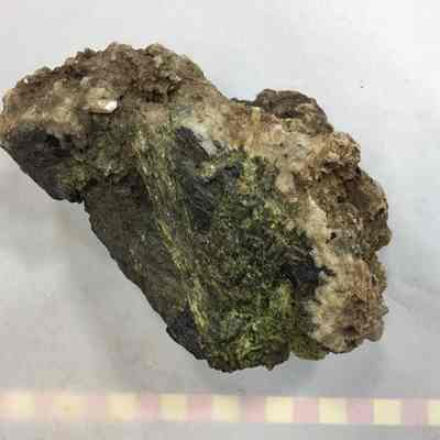 Specular Hematite and Actinolite
