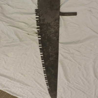 Cross-cut saw