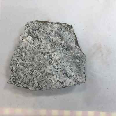 Granitic zinc ore fluorescent