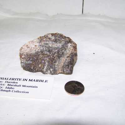 Sphalerite in Marble