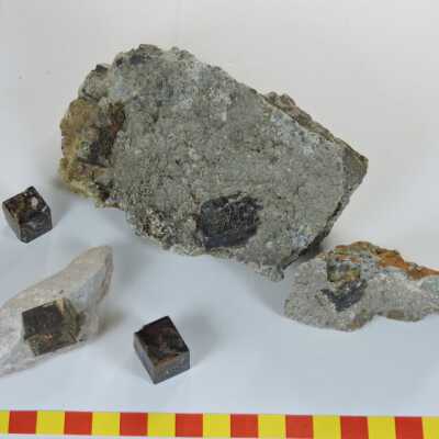 Gold-Bearing Pyrite in Quartz