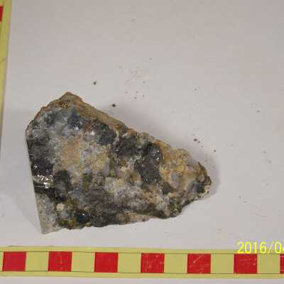 Sphalerite-Galena-Chalcopyrite in Granite