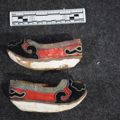 Chinese Girl's Slippers