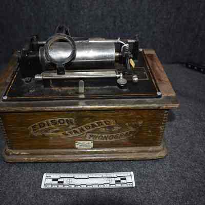 Phonograph