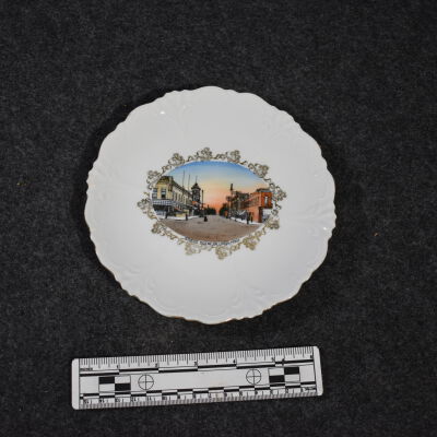 Plate with Billings Street Scene