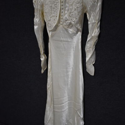 Wedding Gown & Veil, 1940