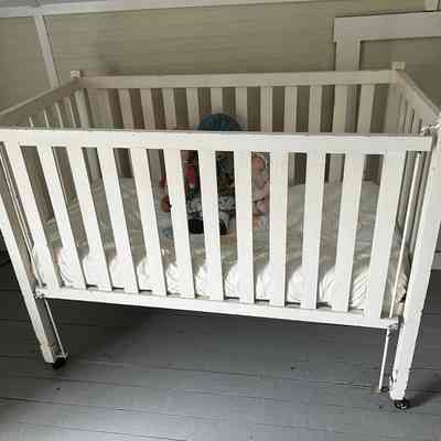 White Crib