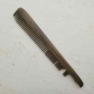 Comb
