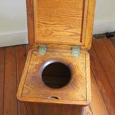 Commode