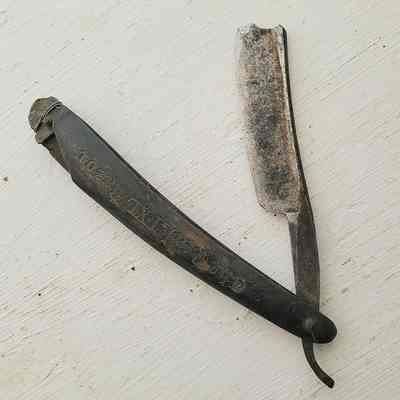 Straight Razor