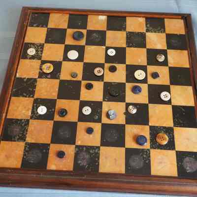 Checker / Chess Board
