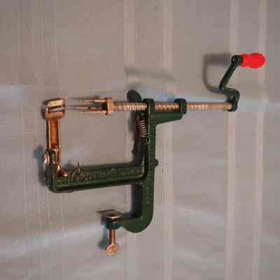 Apple Parer / Corer / Slicer