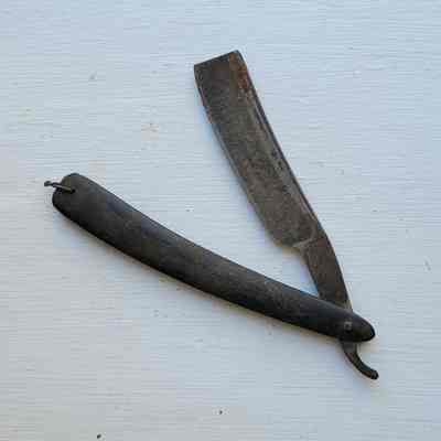 Straight Razor