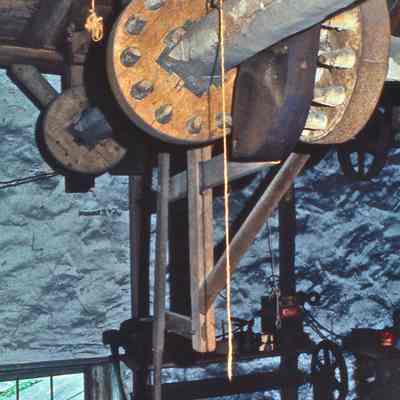 Second floor gearing and shafts