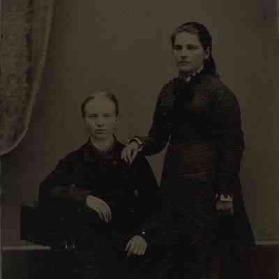 Aunt Lottie and Cousin Dille Mallory