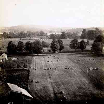 Baus caption: View looking south west