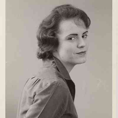 Cecille Kontos Headshot