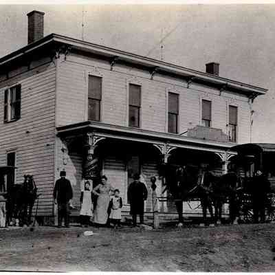 Kubach General Store (Gillette Tavern), 1905