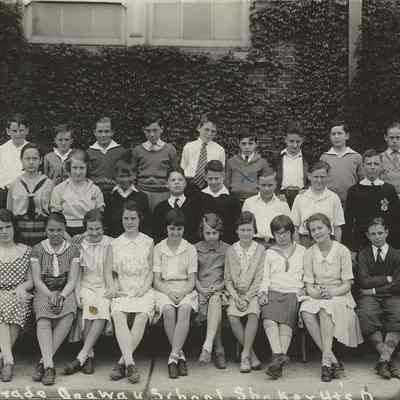 Onaway School 6th Grade Class Photo