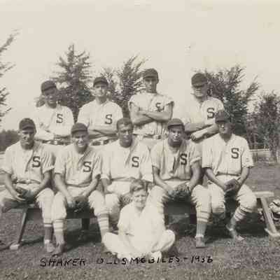 Shaker Oldsmobiles Team Photo, 1936