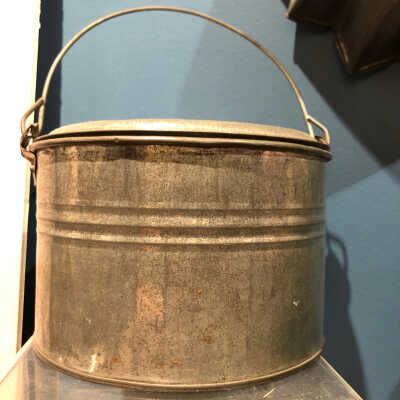Shaker Tin Pail