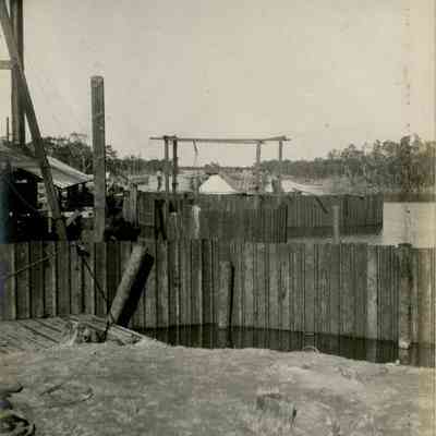 Building the Oversea Railway