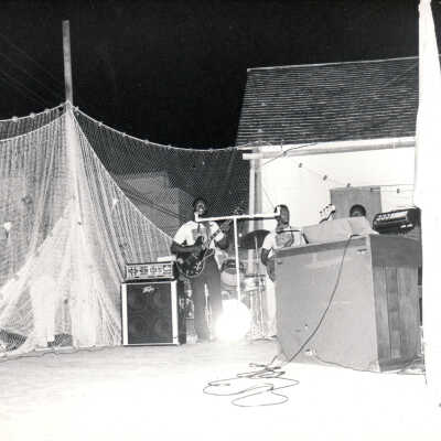 Band Playing in Green Turtle Cay