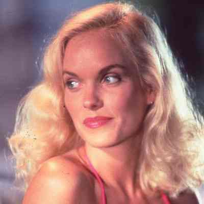 Lara Piper in 'Key West'