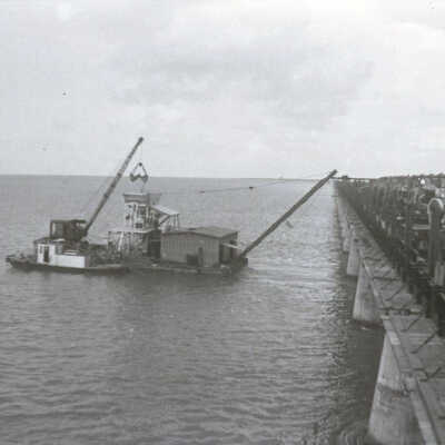Old Seven Mile Bridge Construction