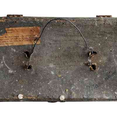 Mario Sanchez Paint Box: © Key West Art & Historical Society