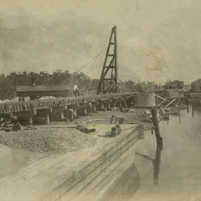 Building the Oversea Railway