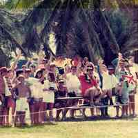 Crowd at Fort Jefferson for Queen Elizabeth II Visit