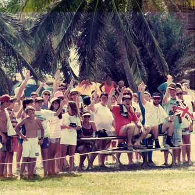 Crowd at Fort Jefferson for Queen Elizabeth II Visit