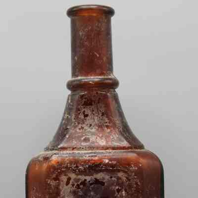 Rudolf's Kola-Cardinette