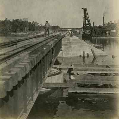 Building the Oversea Railway Bridge