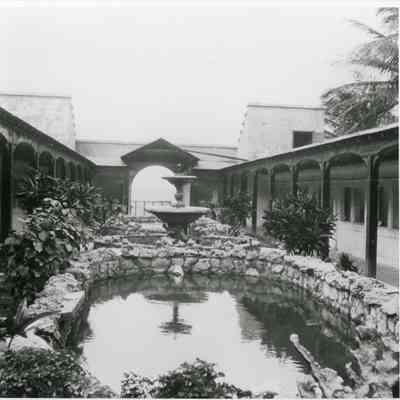 Key West Aquarium Interior