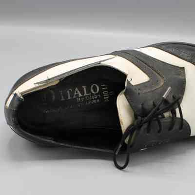 Mario Sanchez Wingtip Shoe: © Key West Art & Historical Society