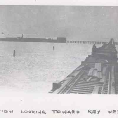 Construction of Seven Mile Bridge