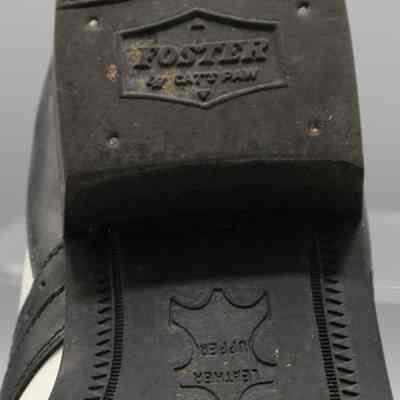 Mario Sanchez Wingtip Shoe: © Key West Art & Historical Society