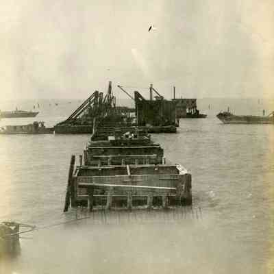 Building the Oversea Railway